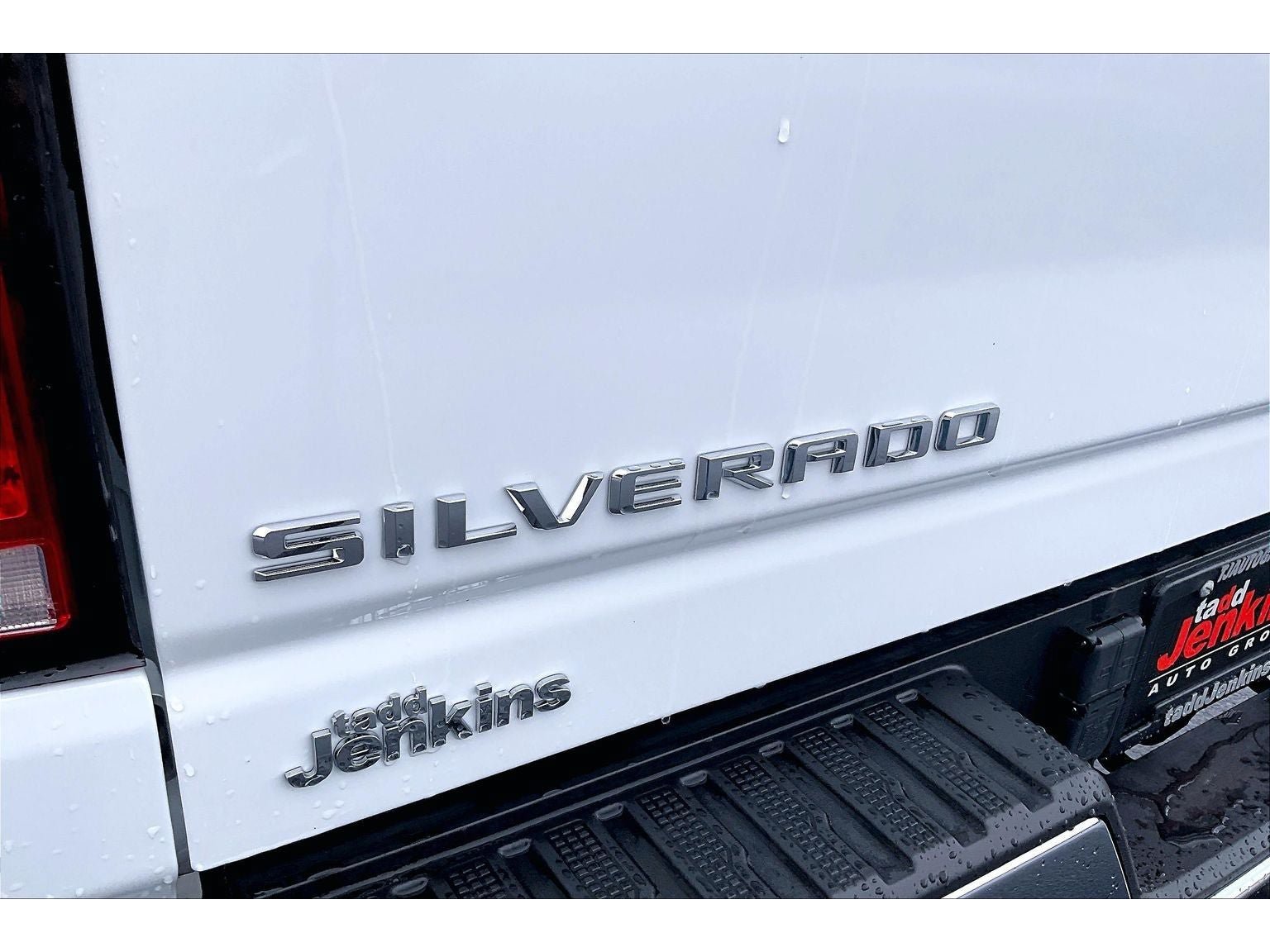 Used 2024 Chevrolet Silverado 3500 LTZ w/ LTZ Plus Package AWD/4WD image 32