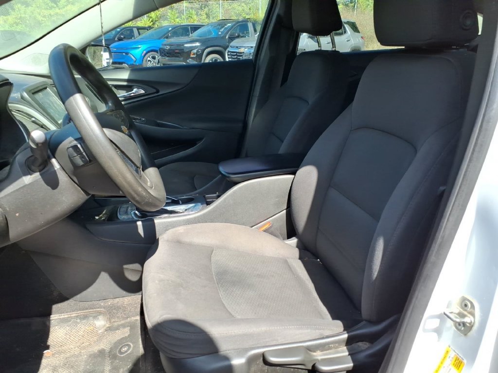 Used 2017 Chevrolet Malibu LS FWD image 22