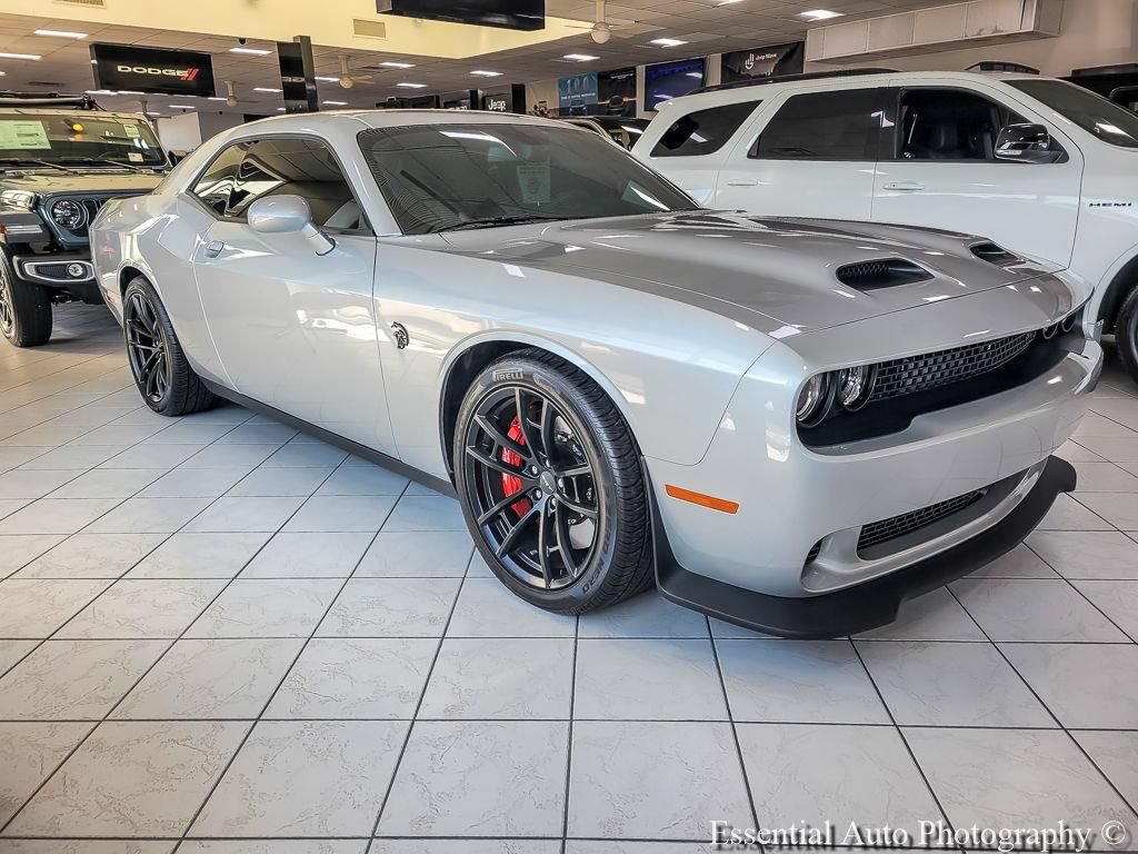 Used 2023 Dodge Challenger SRT Hellcat RWD image 9