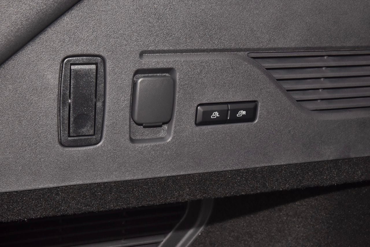 New 2026 Lincoln Nautilus Reserve AWD/4WD image 40