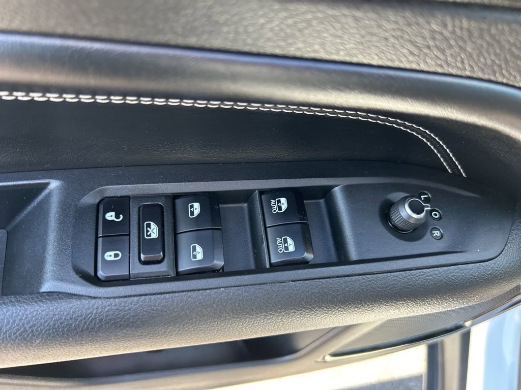 Used 2023 Jeep Compass Altitude image 15