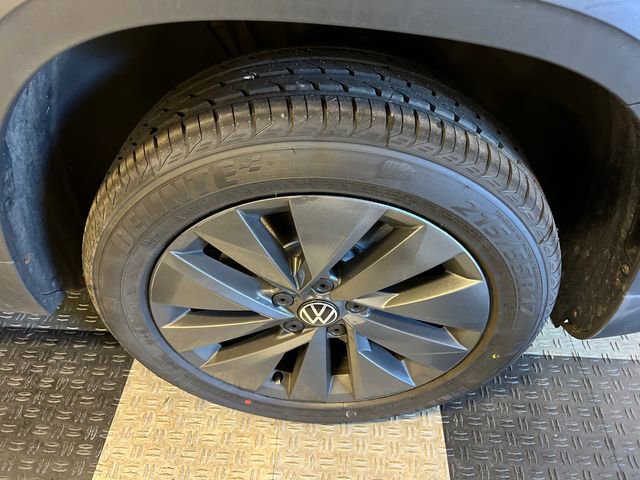 Used 2022 Volkswagen Taos S image 9
