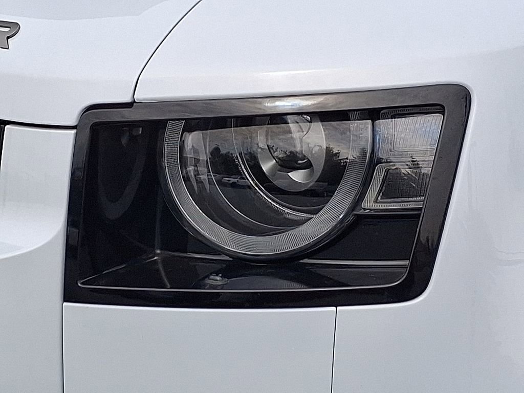 Used 2023 Land Rover Defender 110 X-Dynamic SE image 9