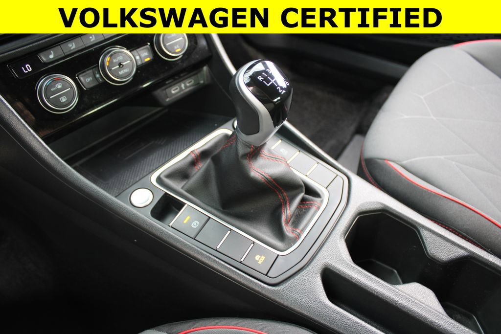 Certified 2024 Volkswagen Jetta GLI 40th Anniversary Edition FWD image 17