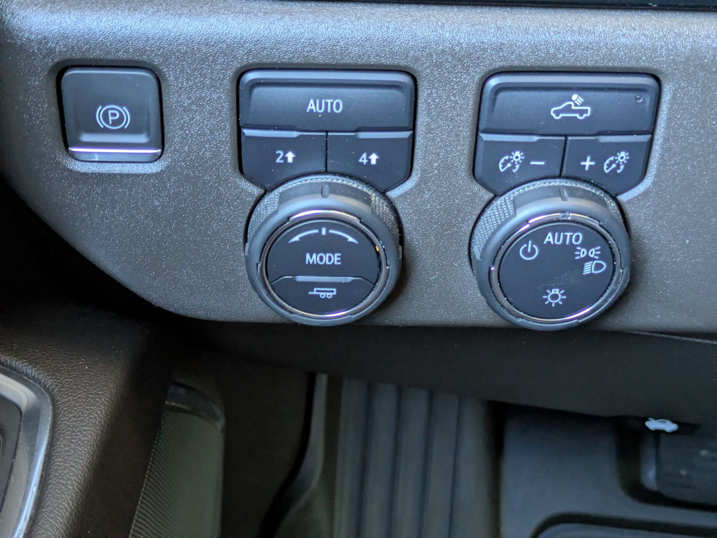 Certified 2023 Chevrolet Silverado 1500 LT w/ Protection Package AWD/4WD image 12