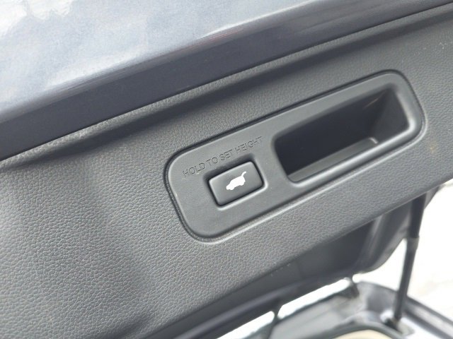 Used 2024 Honda Pilot EX-L image 55