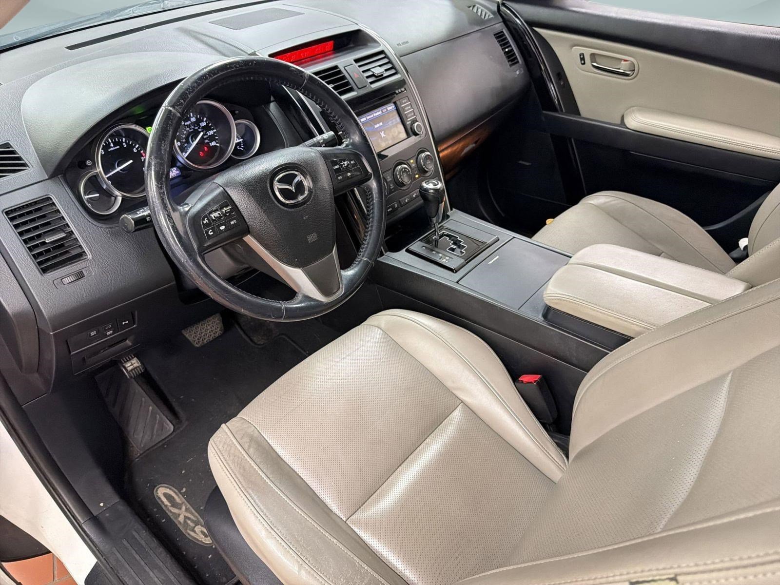 Used 2014 MAZDA CX-9 Touring w/ Touring Technology Package image 4