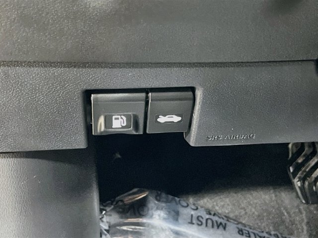 Used 2023 Nissan Kicks SV w/ Exterior Package FWD image 10
