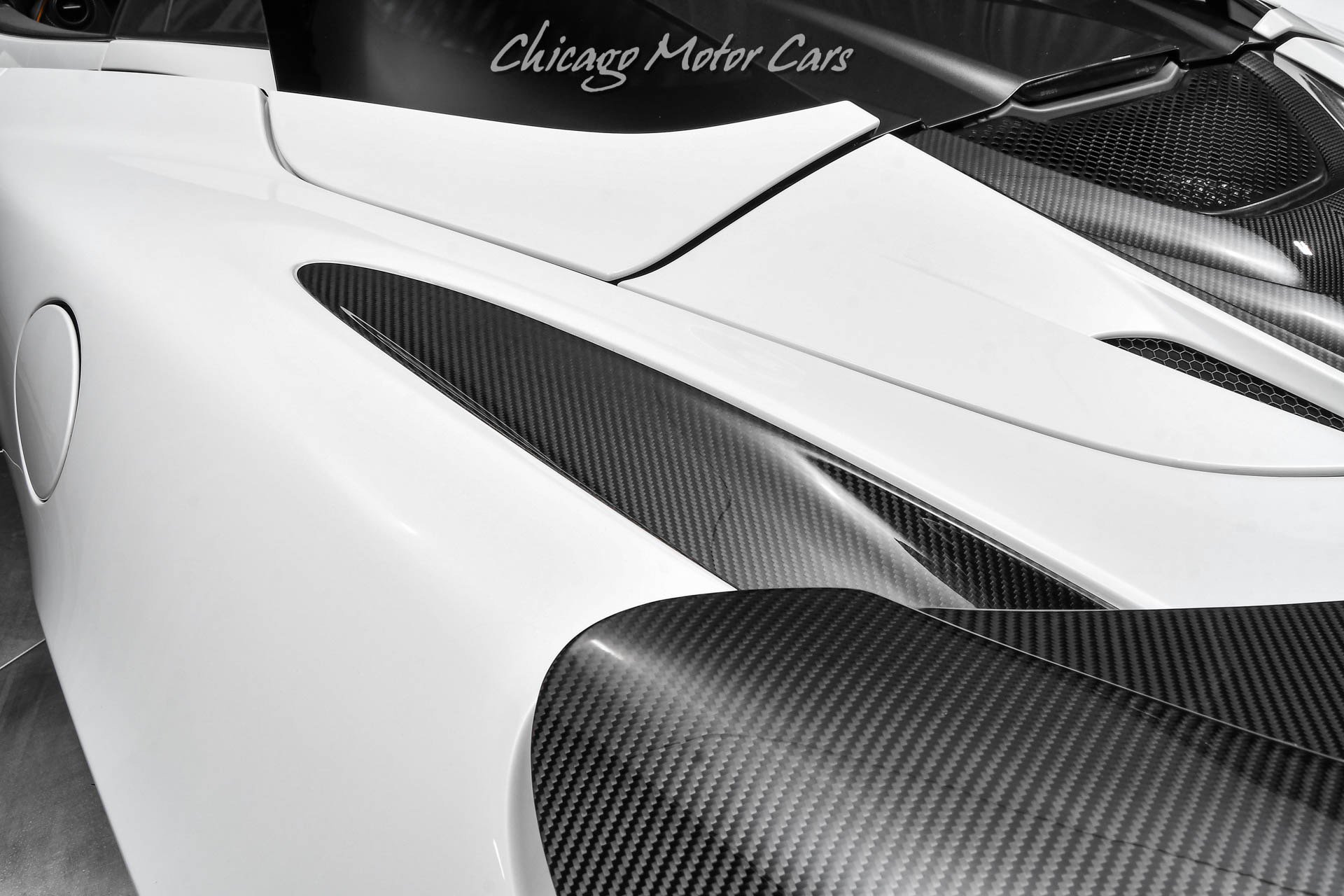 Used 2020 McLaren 720S Performance RWD image 23