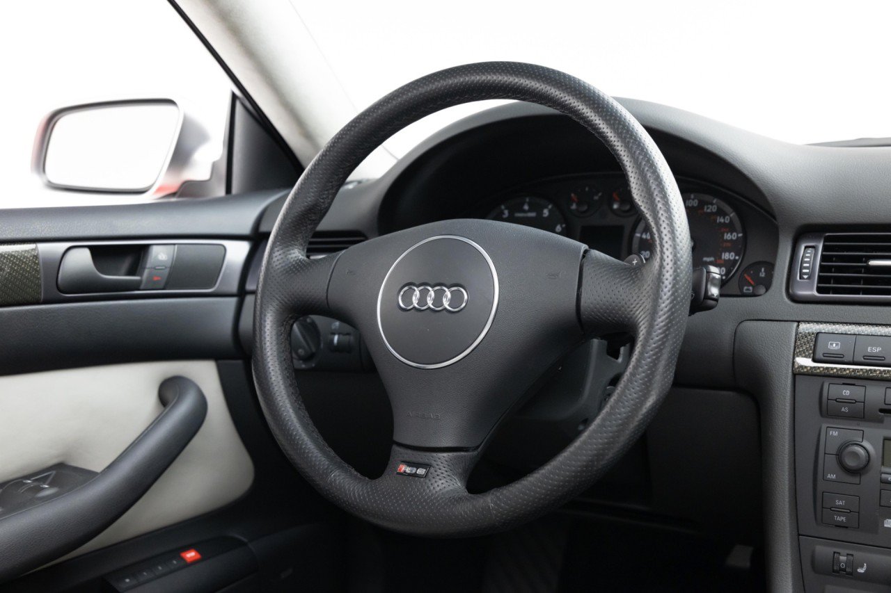 Used 2003 Audi RS 6 AWD/4WD image 10