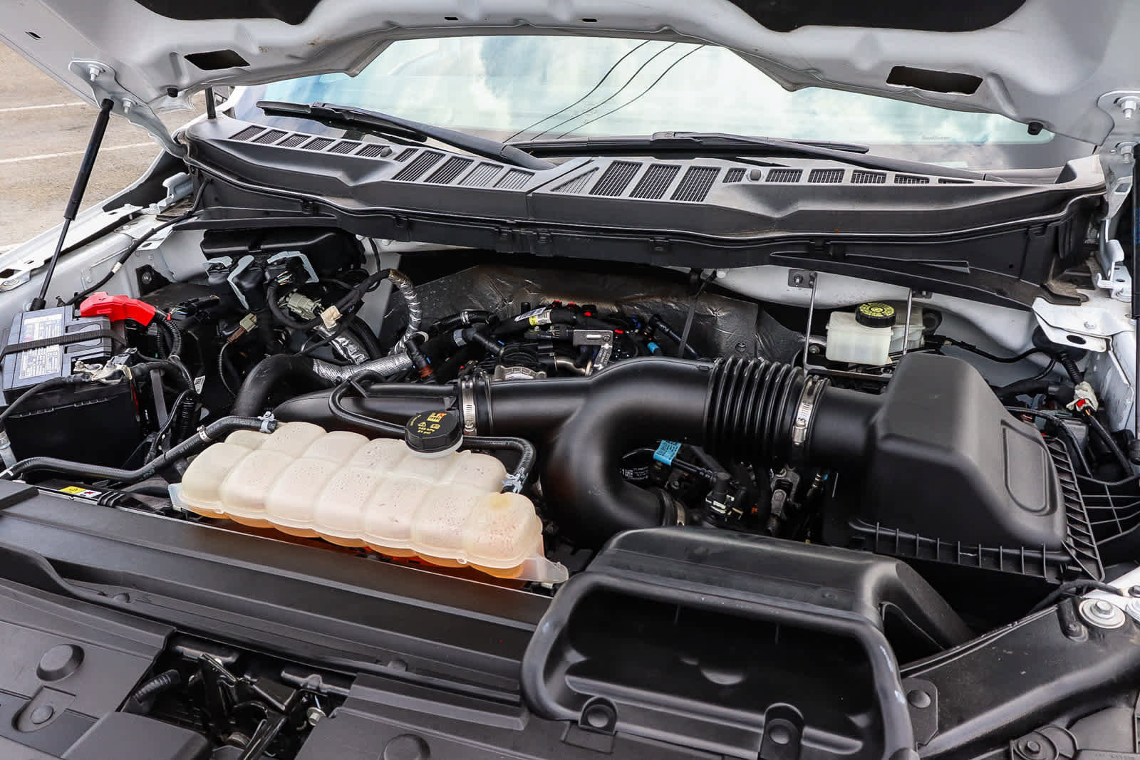 Used 2023 Ford F150 Lariat RWD image 35