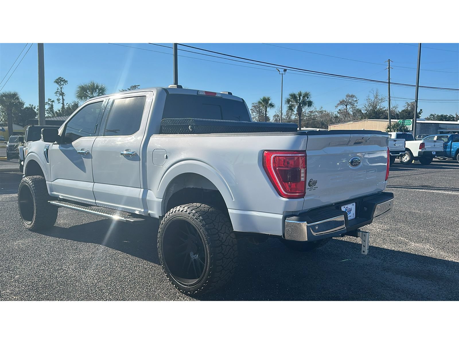 Used 2021 Ford F150 XLT w/ Equipment Group 302A High AWD/4WD image 4