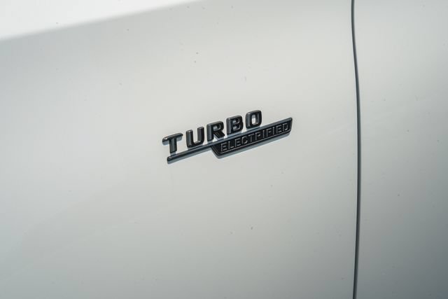 New 2026 Mercedes-Benz C 43 AMG 4MATIC Sedan image 17