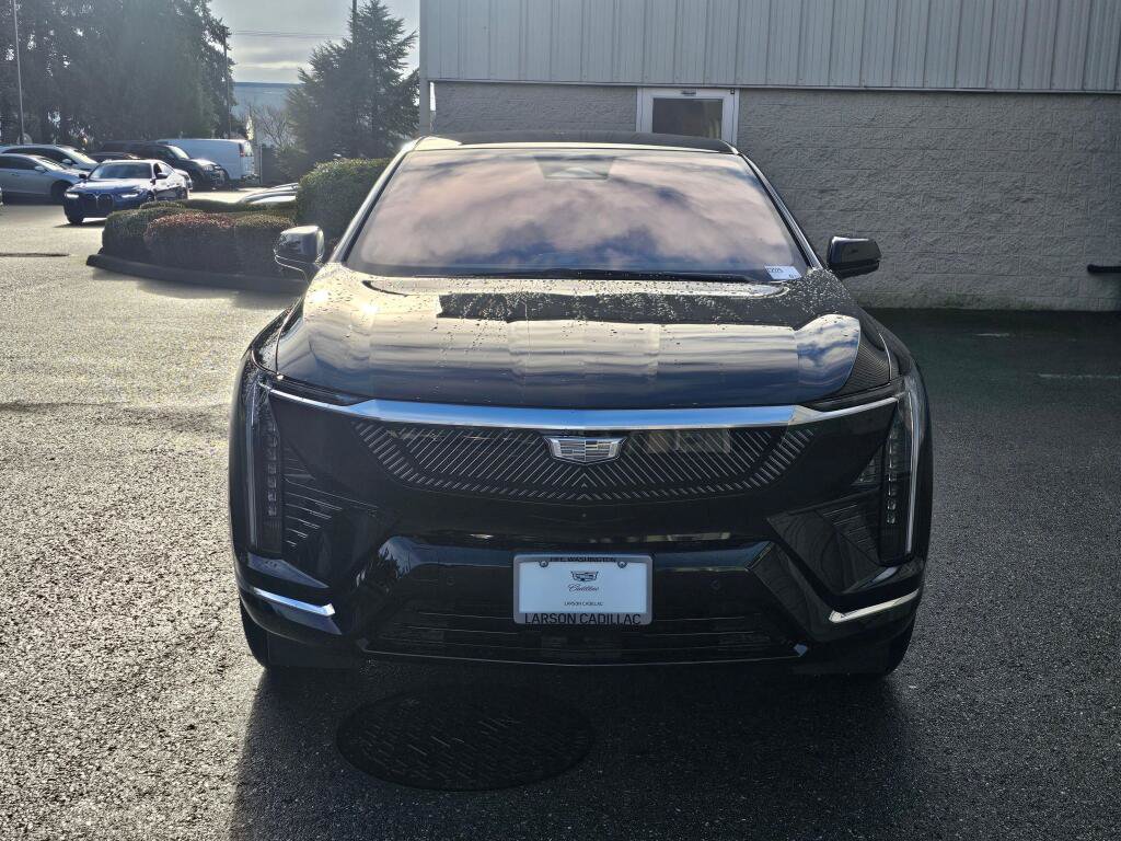 New 2026 Cadillac Optiq Luxury 1 RWD image 11