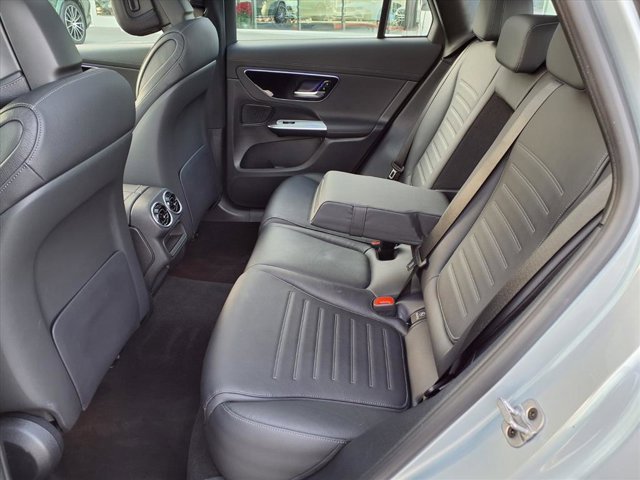 Used 2025 Mercedes-Benz GLC 43 AMG 4MATIC image 19