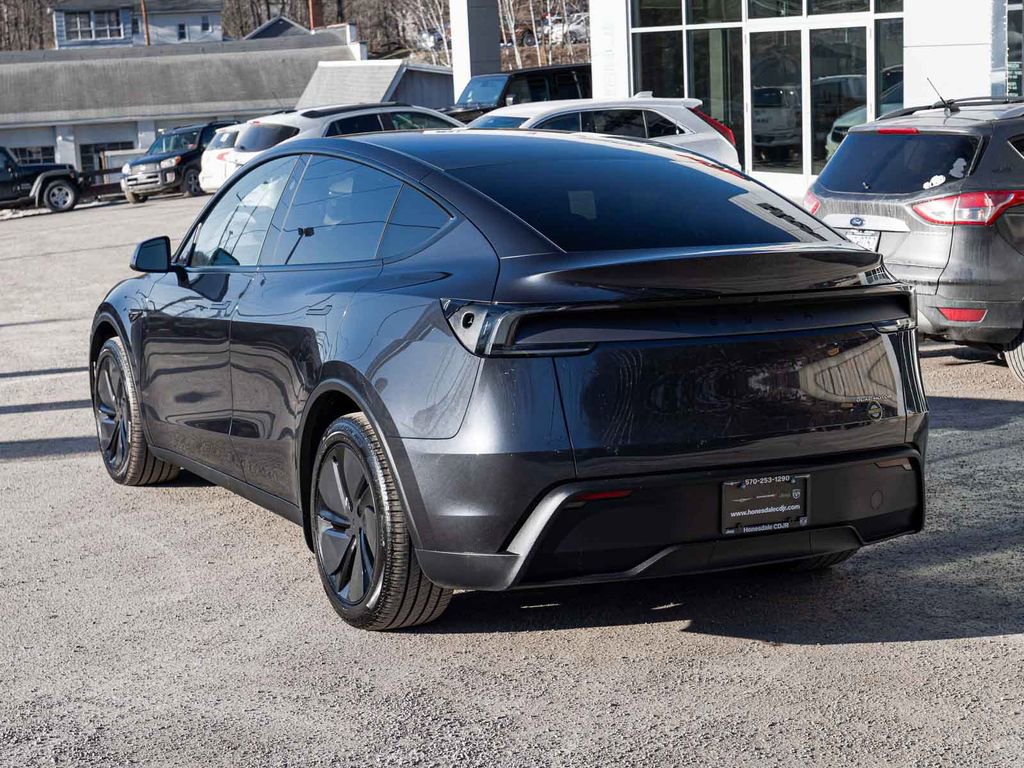 Used 2026 Tesla Model Y Long Range image 6