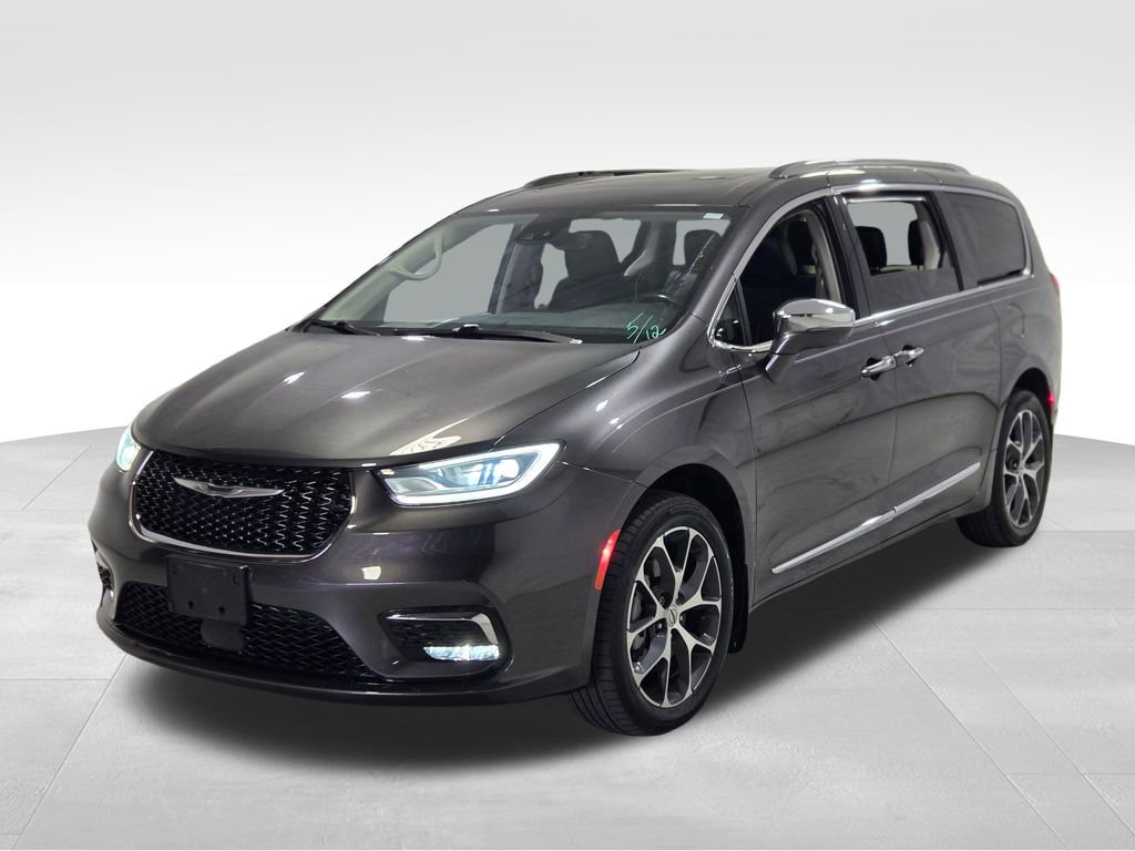 Used 2021 Chrysler Pacifica Limited AWD/4WD image 21
