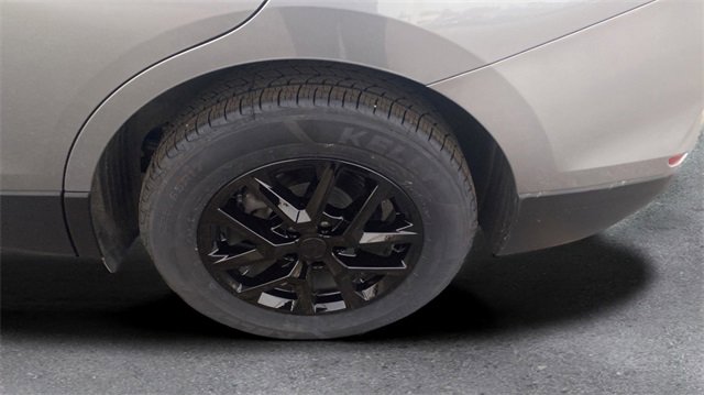 Used 2023 Chevrolet Equinox LS w/ LS Convenience Package image 18