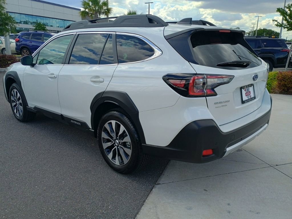 Certified 2025 Subaru Outback Limited AWD/4WD image 7