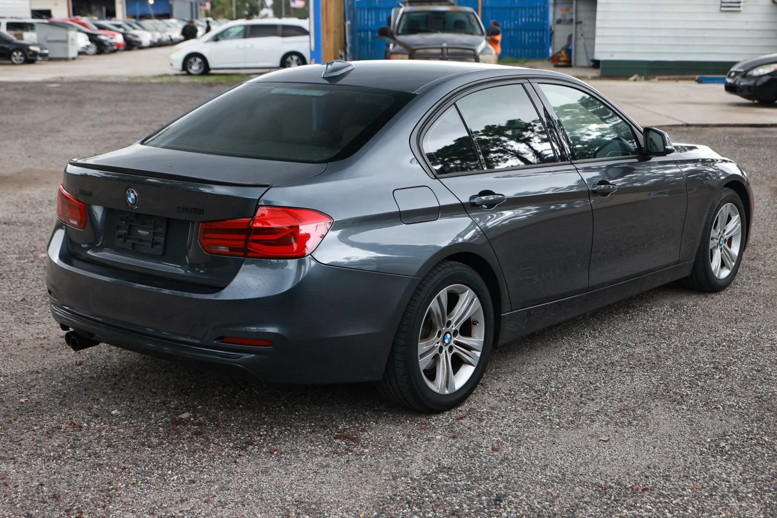 Used 2016 BMW 328i xDrive Sedan AWD/4WD image 6