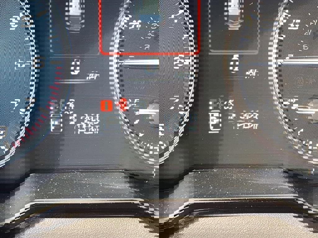 Used 2025 Subaru Outback Premium image 27