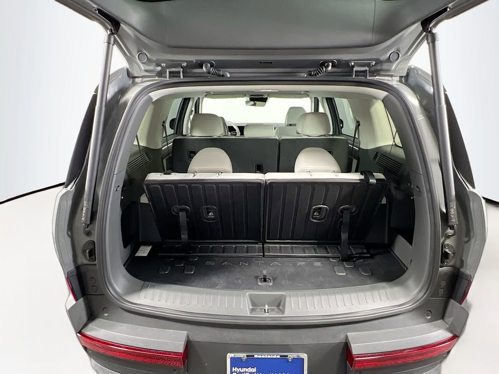 Used 2025 Hyundai Santa Fe SE image 23