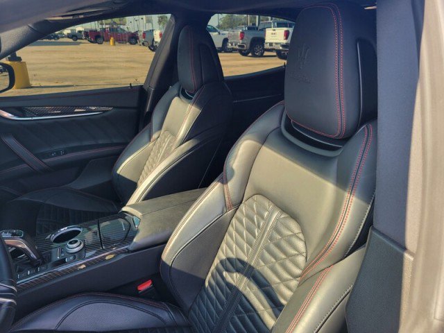 Used 2021 Maserati Ghibli Trofeo RWD image 9