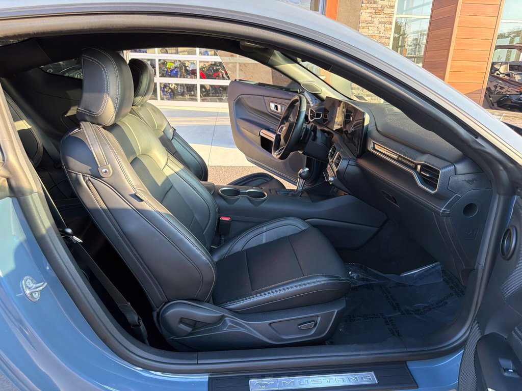 Used 2025 Ford Mustang GT Premium RWD image 15