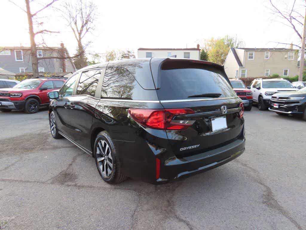 Certified 2025 Honda Odyssey EX-L image 4