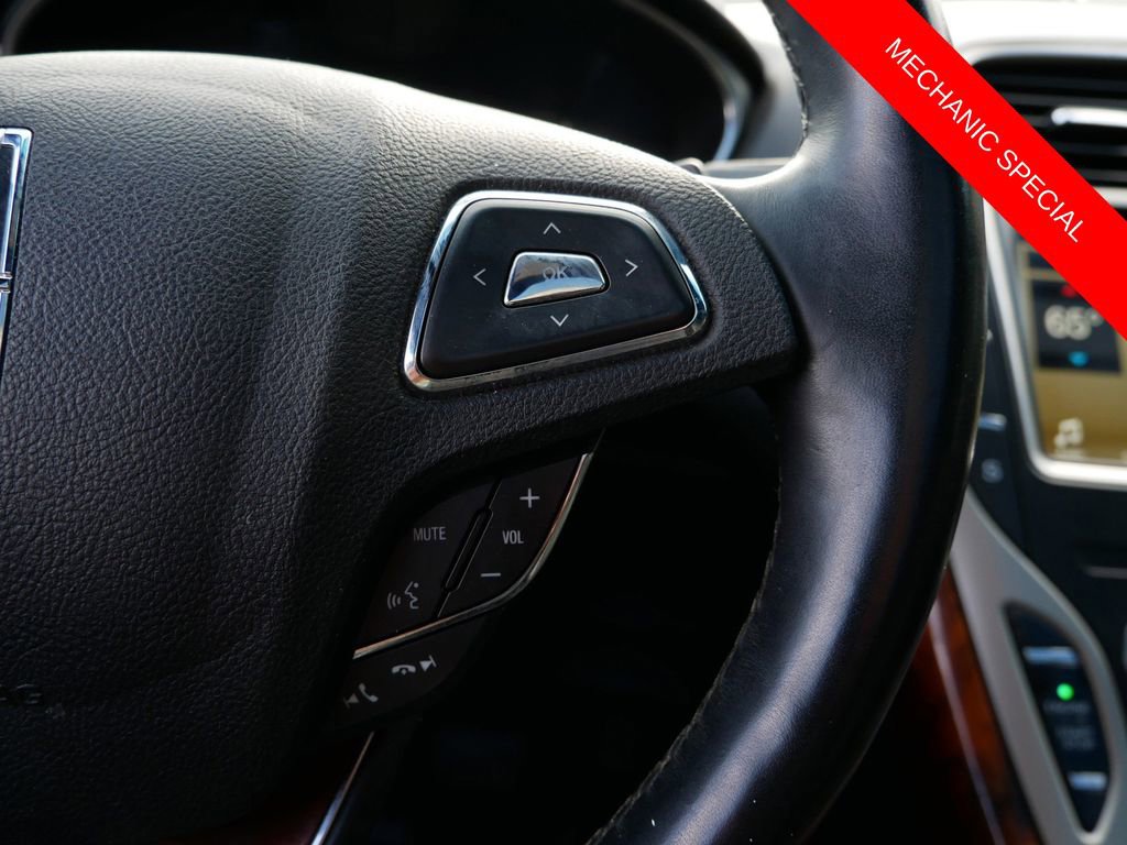 Used 2016 Lincoln MKX Reserve w/ Technology Package image 19