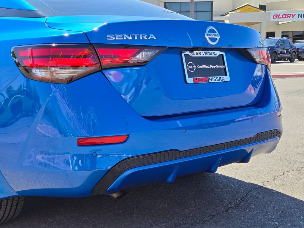 Certified 2022 Nissan Sentra SV FWD image 6
