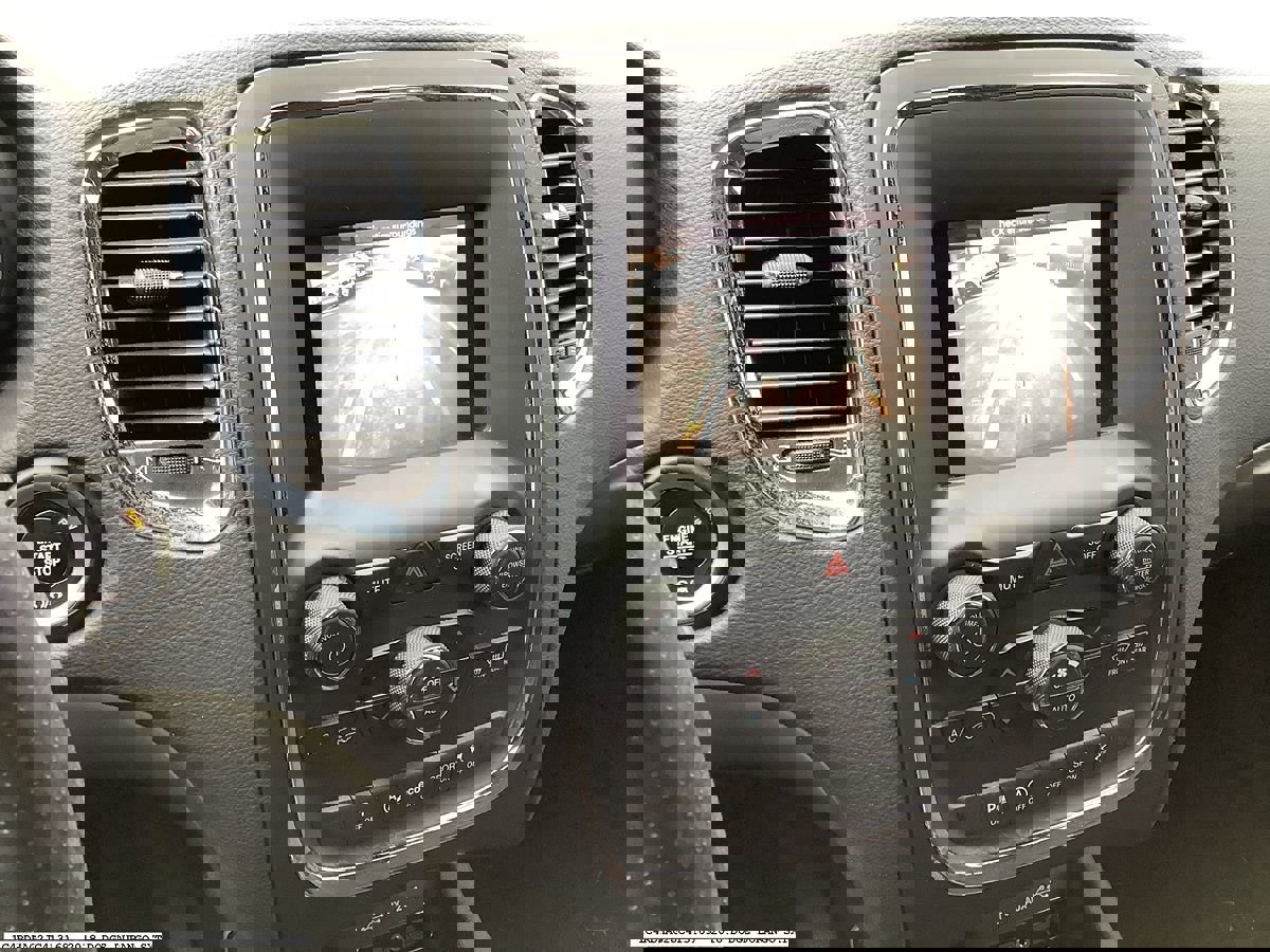 Used 2018 Dodge Durango SXT w/ Quick Order Package 2BB image 8