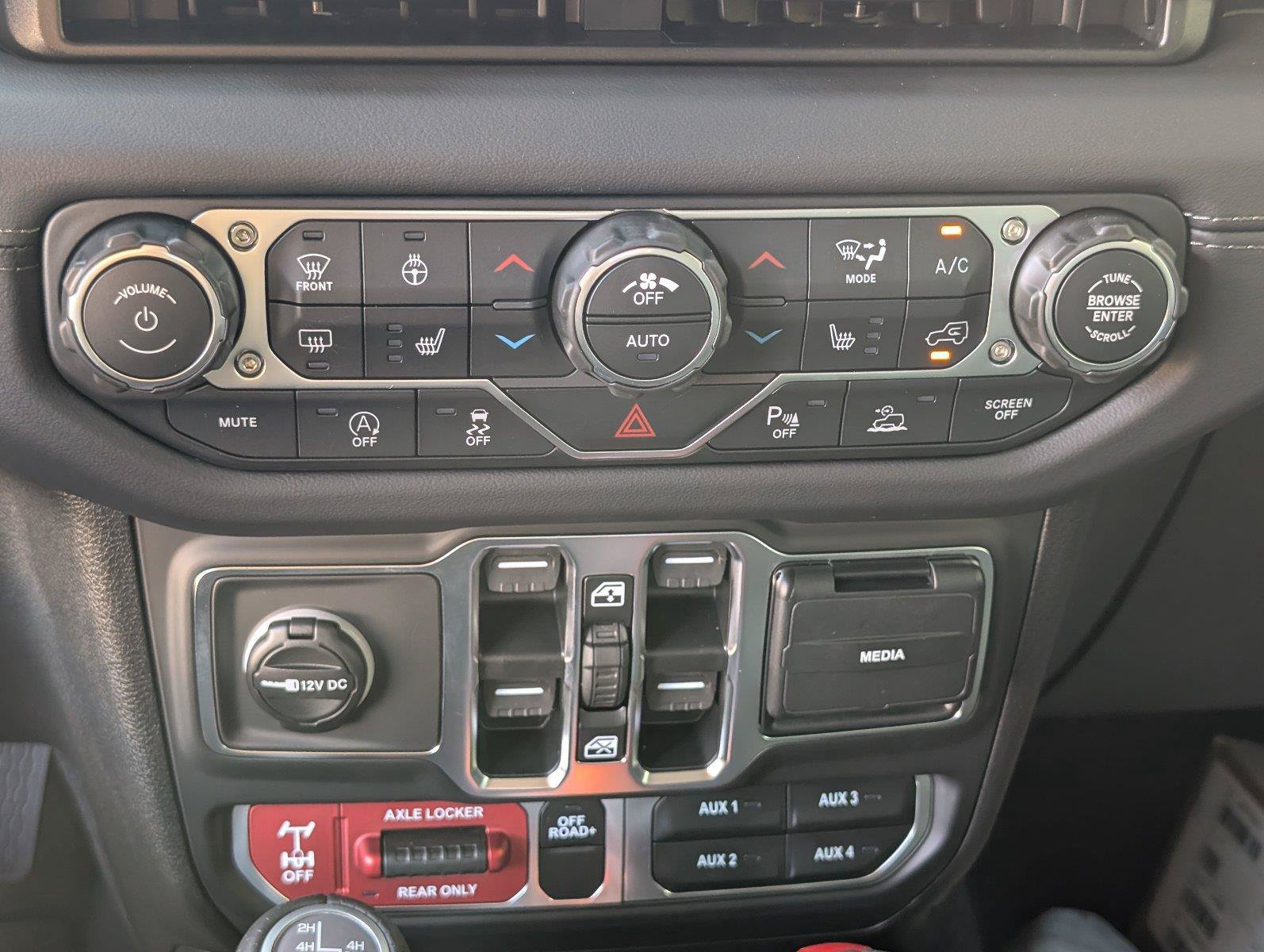 New 2027 Jeep Gladiator Mojave AWD/4WD image 26