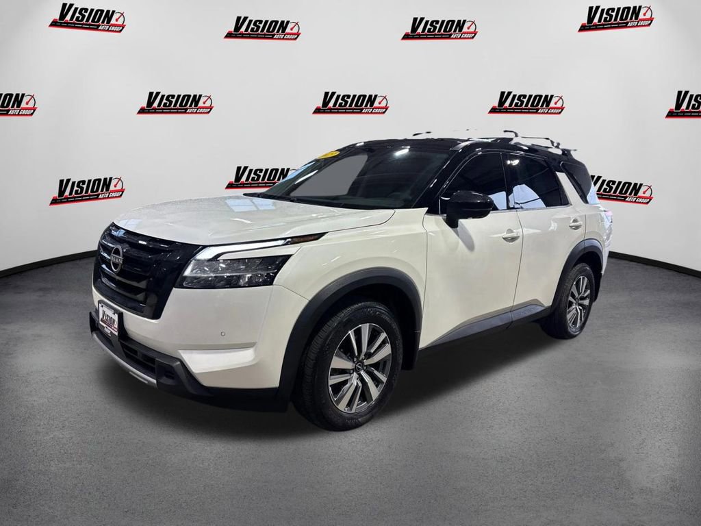 Used 2023 Nissan Pathfinder SL w/ Black Appearance Package