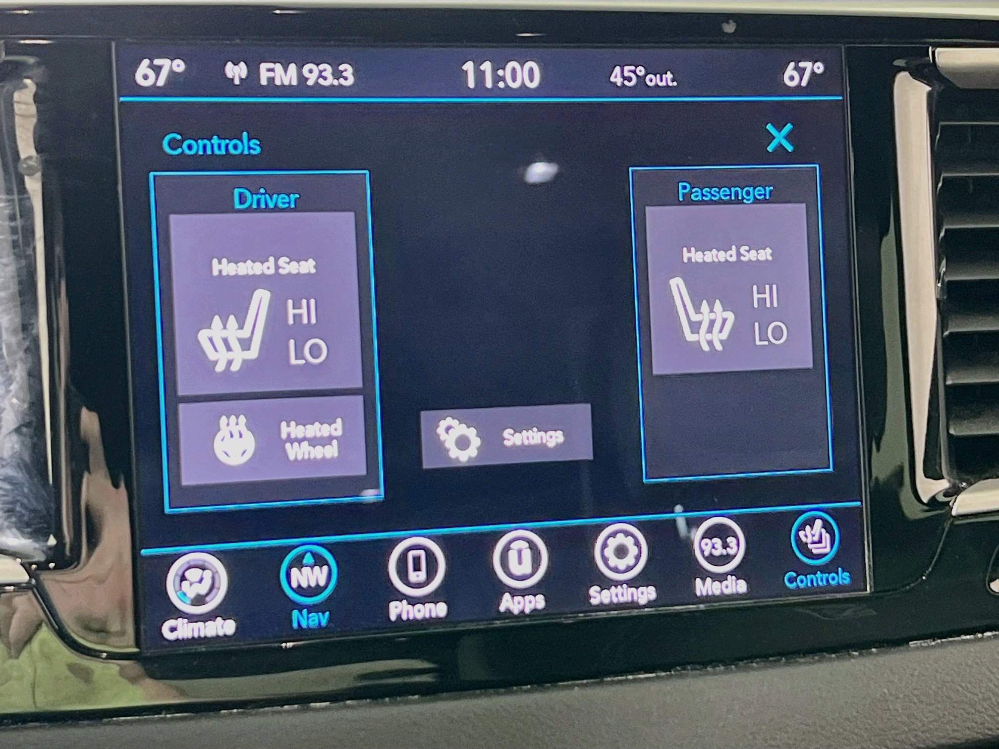 Used 2020 Chrysler Pacifica Touring-L Plus FWD image 19