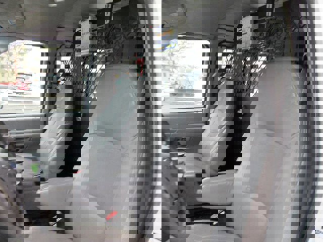 Used 2007 Ford E-350 and Econoline 350 Super Duty RWD image 7