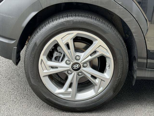 Used 2023 Hyundai Kona SEL w/ Cargo Package AWD/4WD image 8