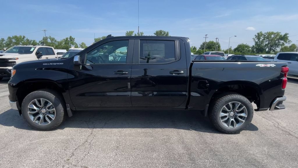 New 2026 Chevrolet Silverado 1500 LT AWD/4WD image 7