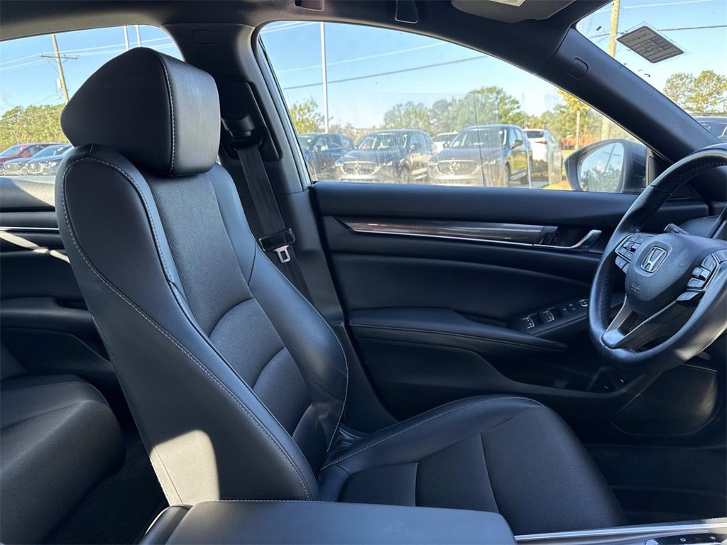 Used 2022 Honda Accord Sport image 10