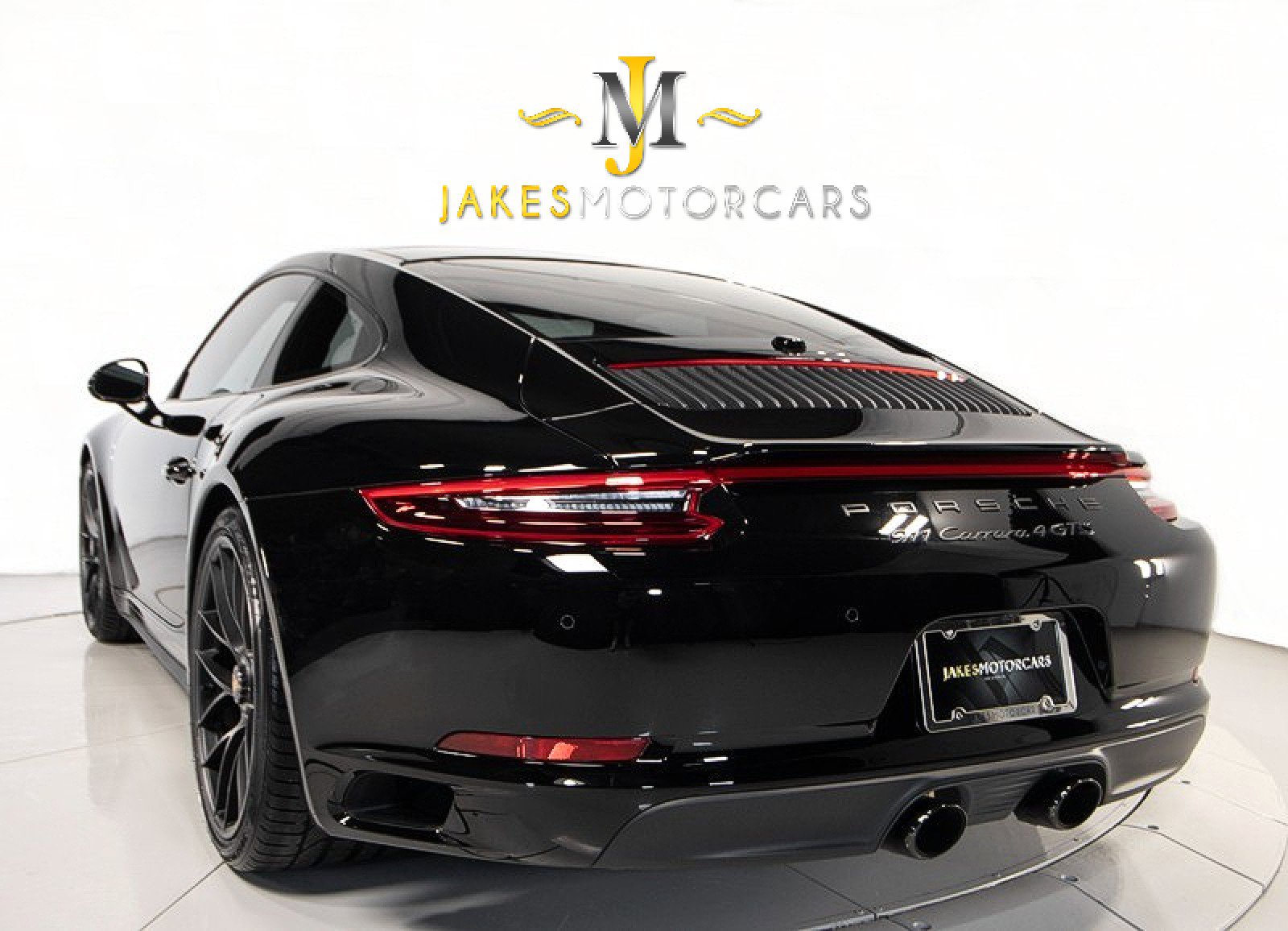 Used 2018 Porsche 911 Carrera 4 GTS image 8