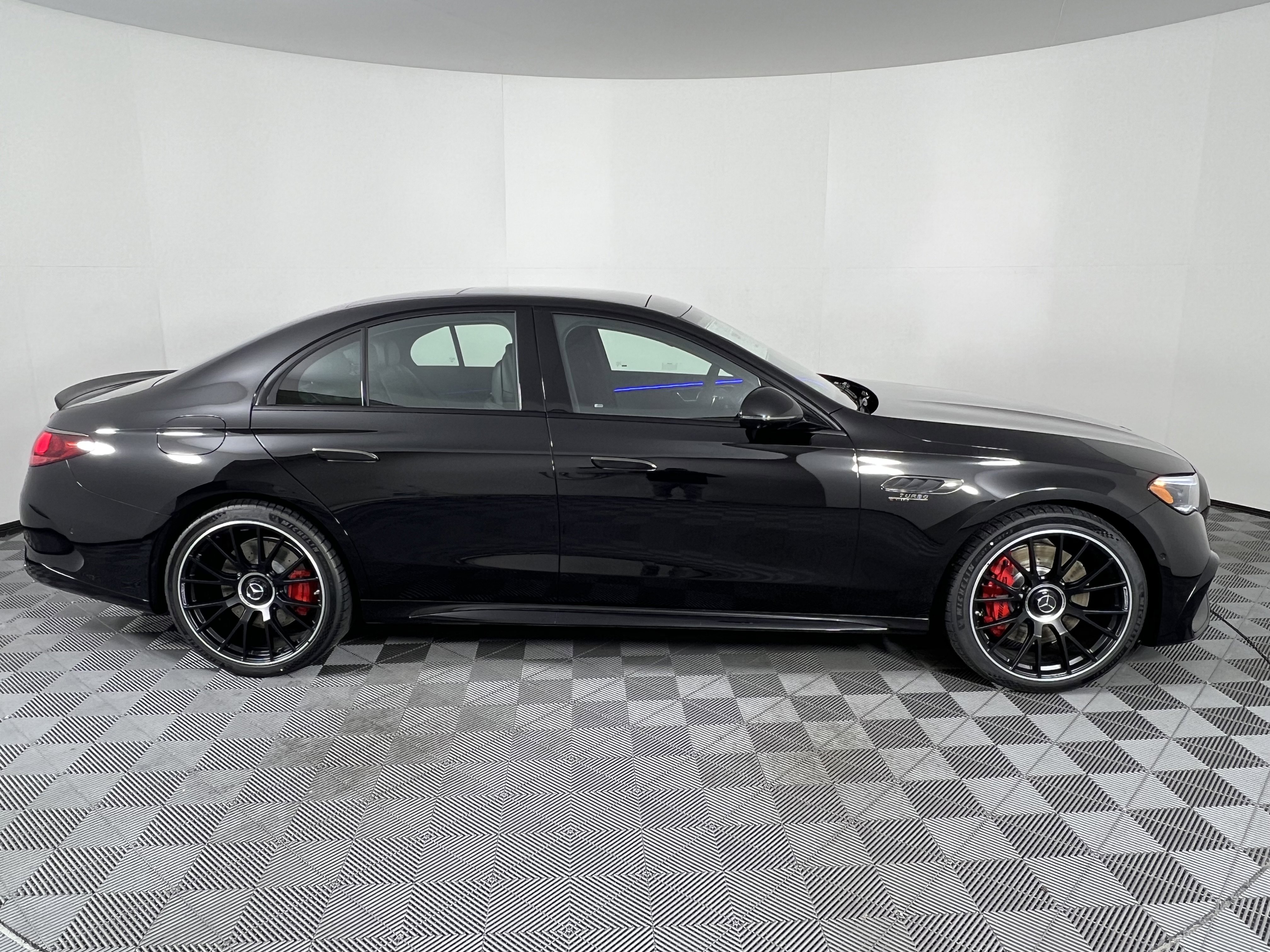 New 2026 Mercedes-Benz E 53 AMG e 4MATIC Sedan image 13