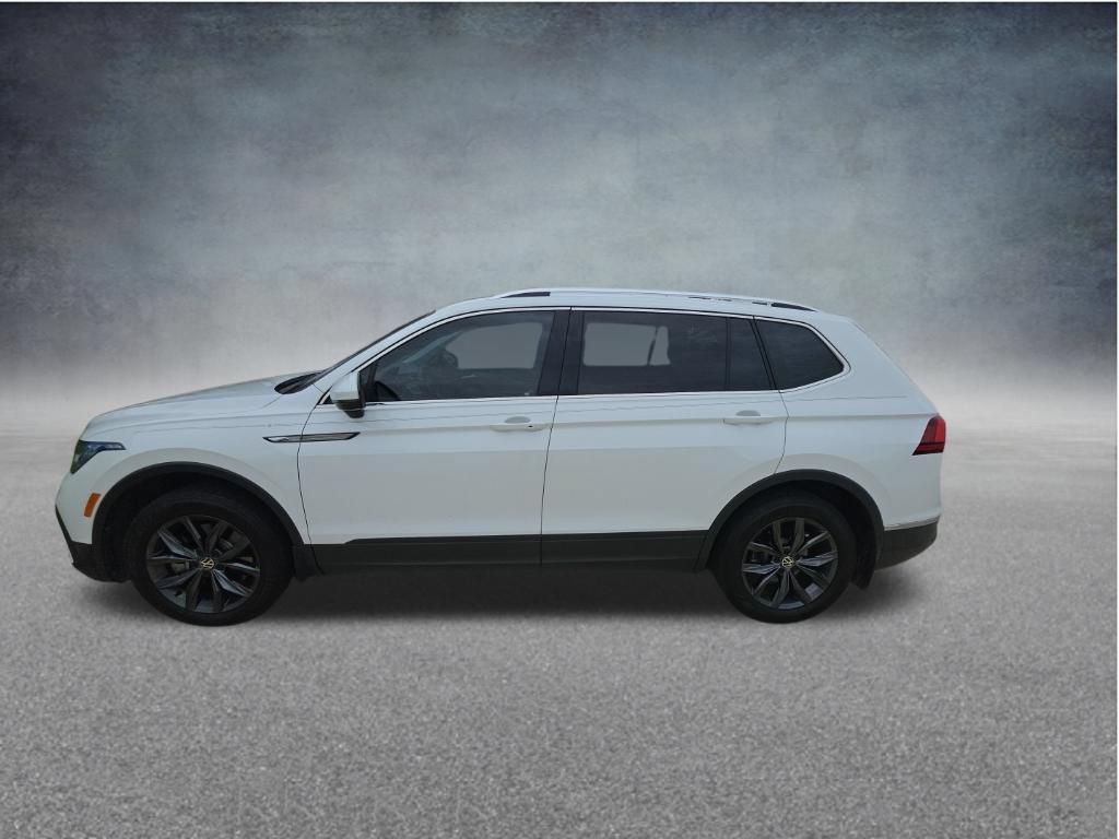 Used 2022 Volkswagen Tiguan SE FWD image 4