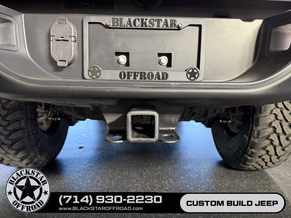 Used 2021 Jeep Gladiator Rubicon AWD/4WD image 12