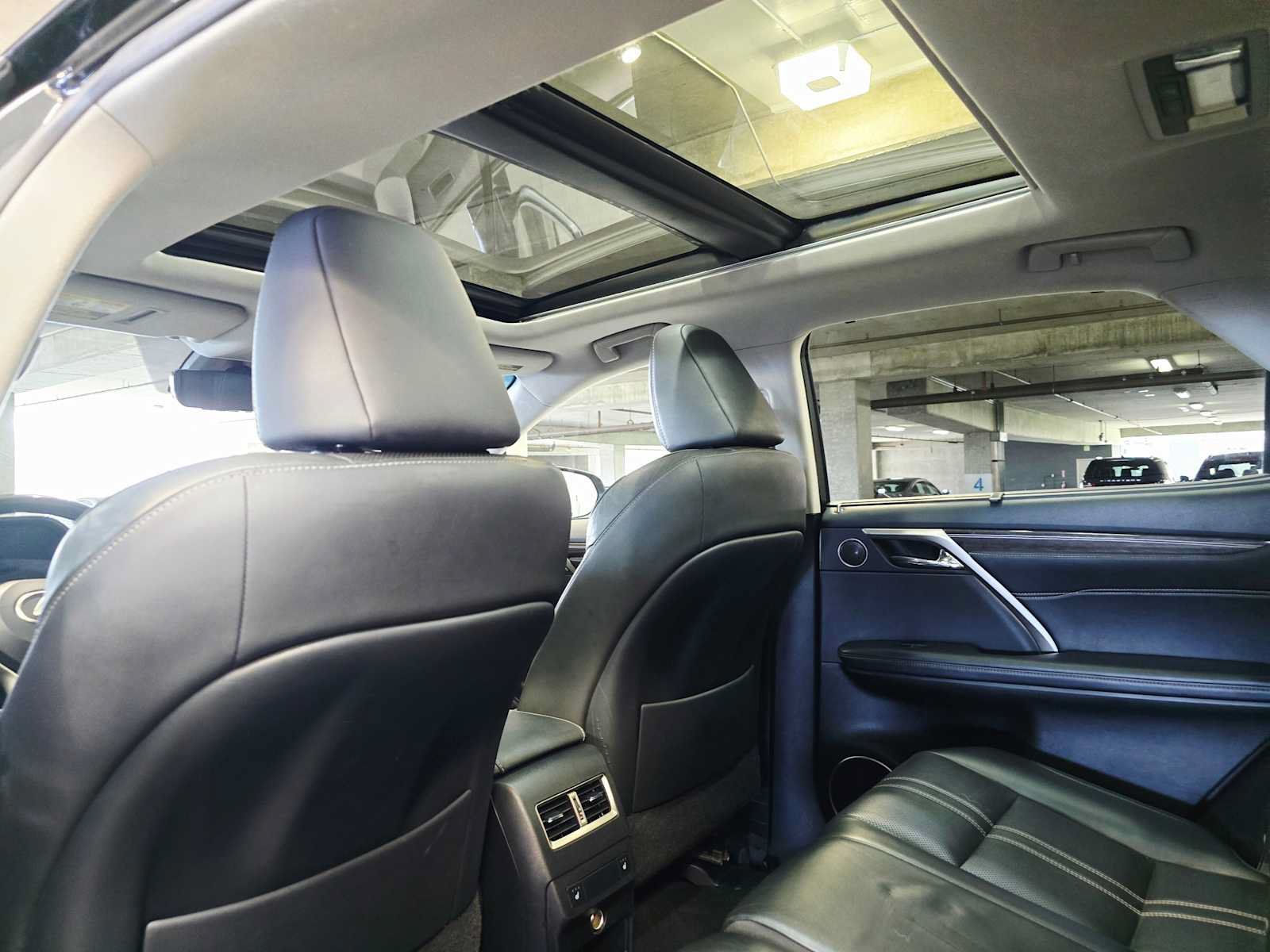 Used 2018 Lexus RX 450h AWD w/ Luxury Package image 25
