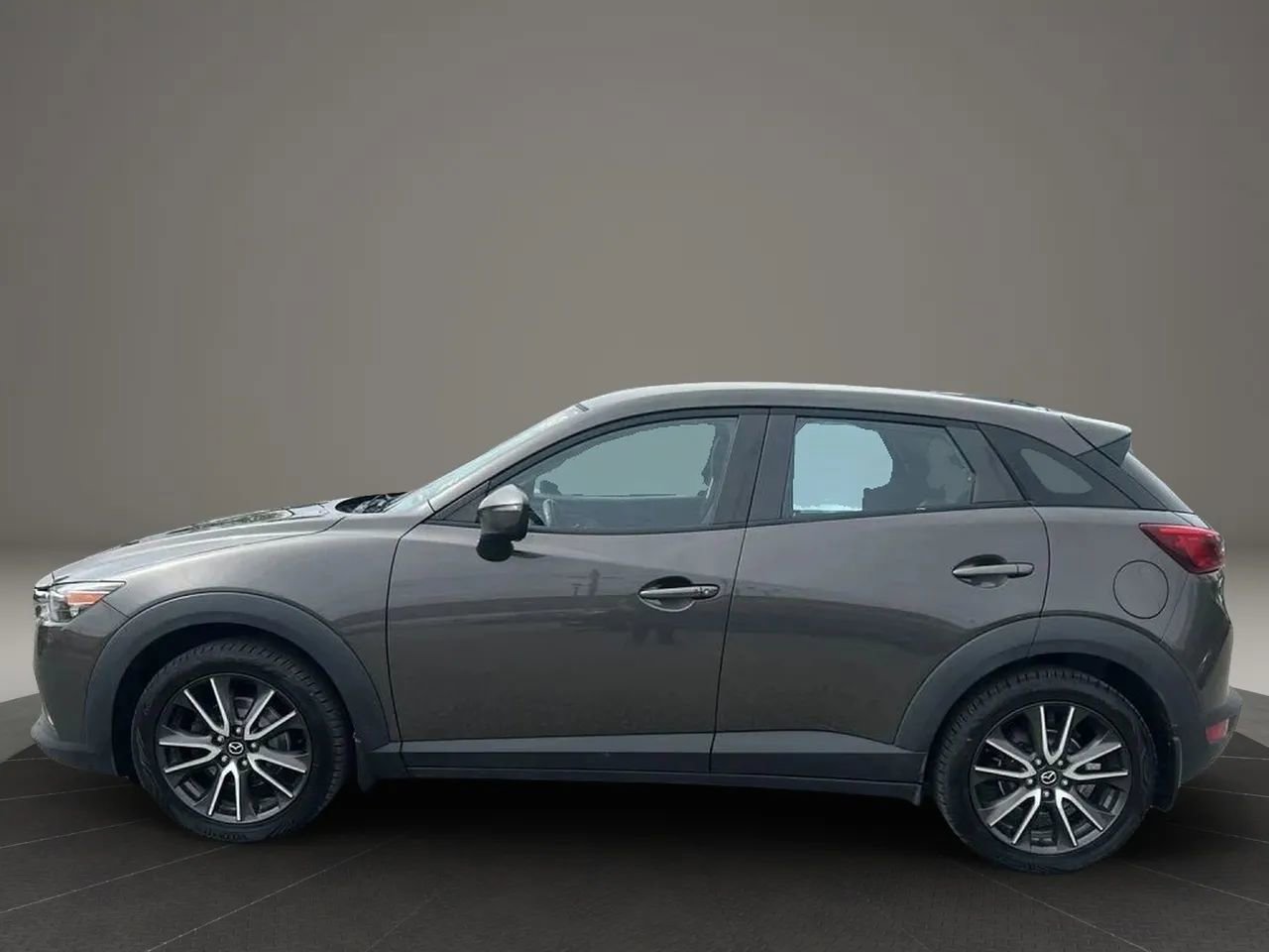 Used 2017 MAZDA CX-3 Touring AWD/4WD image 2