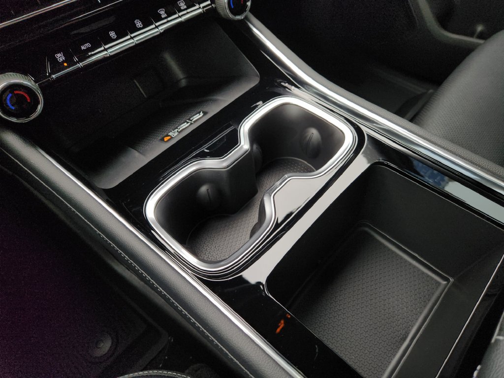 New 2026 Chevrolet Traverse LT w/ LPO, Floor Liner Package FWD image 15