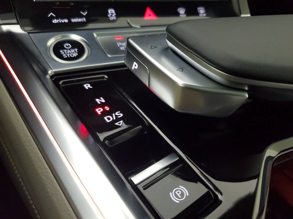 Used 2024 Audi Q8 e-tron Prestige w/ Prestige Package AWD/4WD image 31