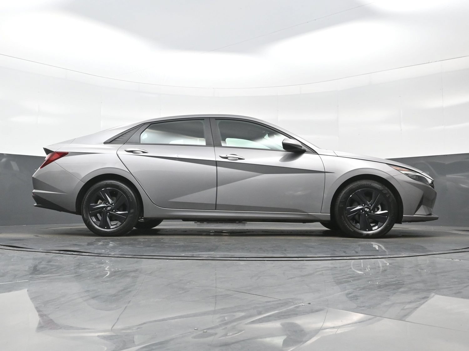 Certified 2023 Hyundai Elantra SEL FWD image 30