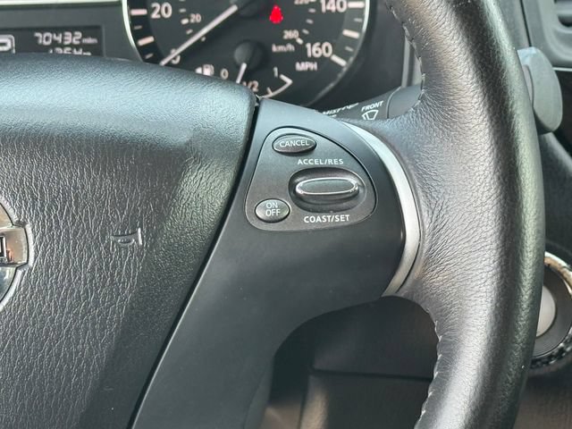 Used 2014 Nissan Pathfinder SV AWD/4WD image 25