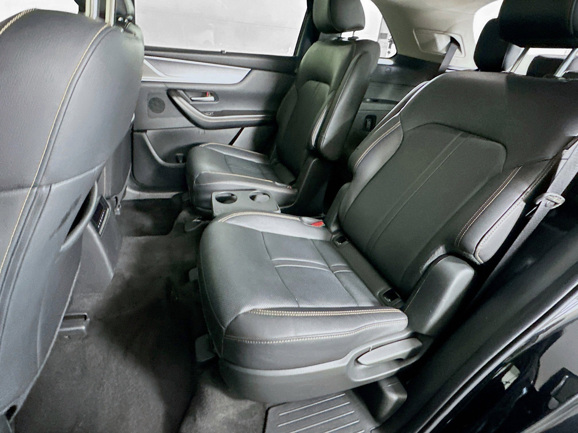 Used 2025 MAZDA CX-90 3.3 Turbo w/ Premium Sport Pkg image 29